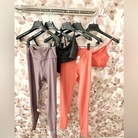 LIVE THE PROCESS Workout Set - Picture 6 of 6